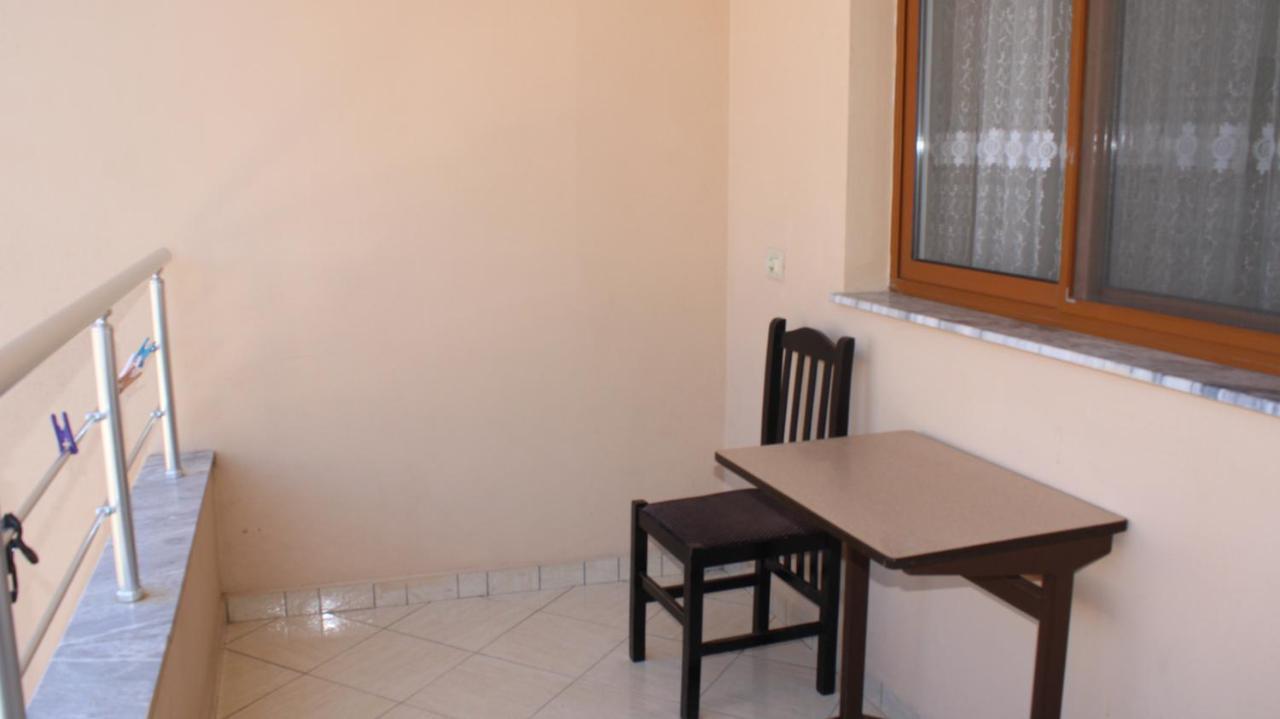 Deni'S Family Apartment In New Blvd ติรานา ภายนอก รูปภาพ
